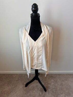 Amisu Cream Satin V-Neck Camisole with Drape Cardigan